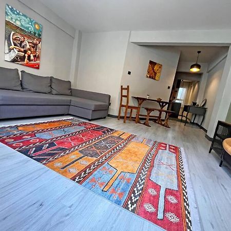 Central & Cosy Flat For 4 Person 伊斯坦布尔 外观 照片